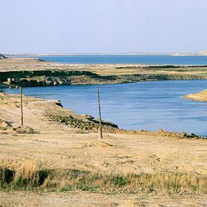 رودخانه آمودر'я – водяна артерія п'яти держав